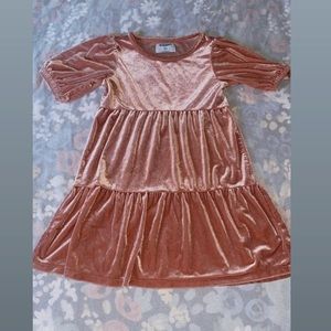 Pink Old Navy dress size 6-7 girl size